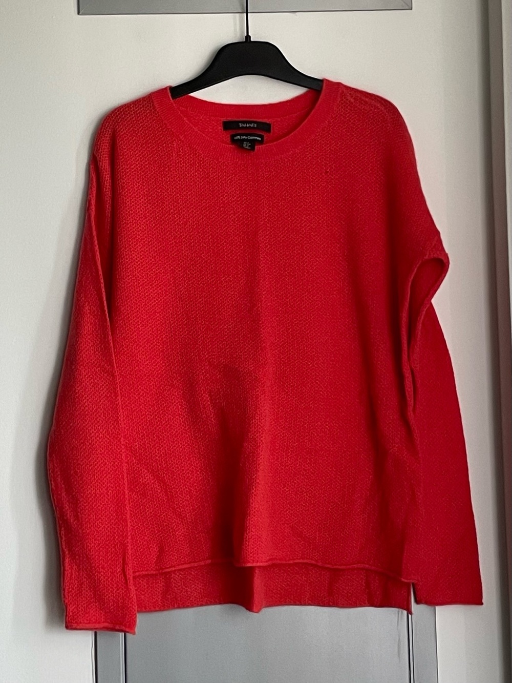 TAHARI 100% 2-Ply Cashmere Dark Orange Crewneck Sweater